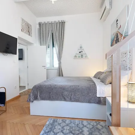 Apartman Caleta *